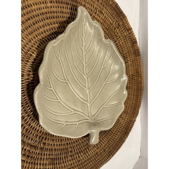 Ceramic Leaf Plate, Earth Tone, Fall Decor, Catch All Plate, Kitchen Serveware - Picture 6 of 9